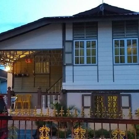 Teratak Opah Kamunting Hotell Taiping Exteriör bild