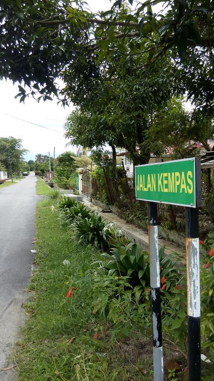Teratak Opah Kamunting Hotell Taiping Exteriör bild